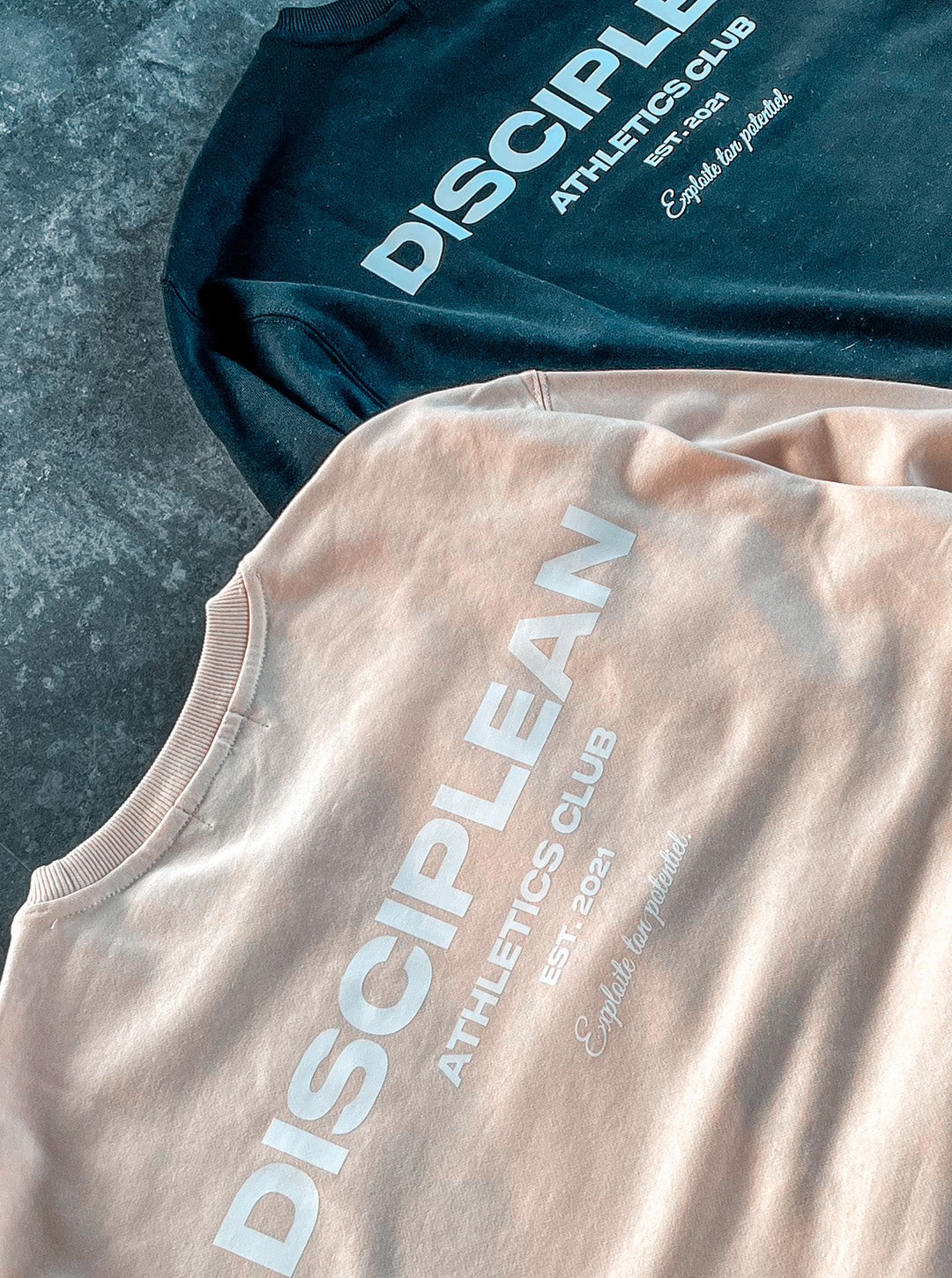 Essential Sweatshirt - Crème - Détails 1